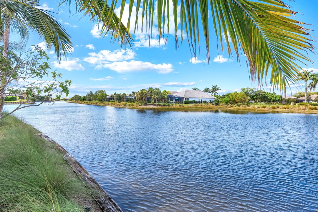 5798 Anegada Dr, Naples, FL 34113