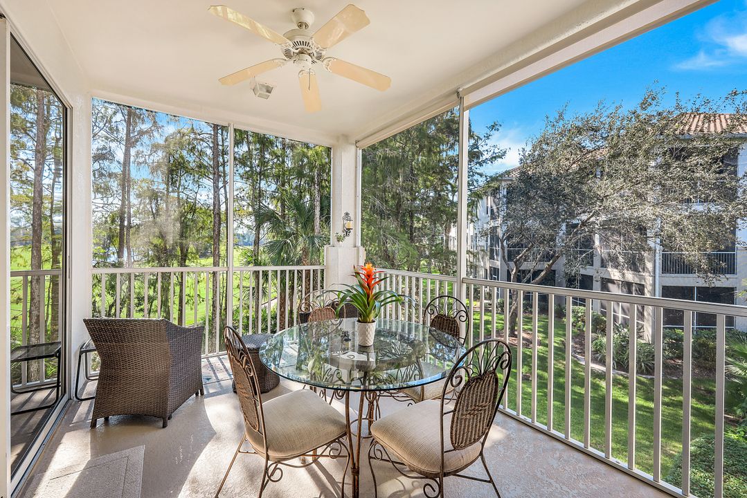 8285 Danbury Blvd #207, Naples, FL 34120