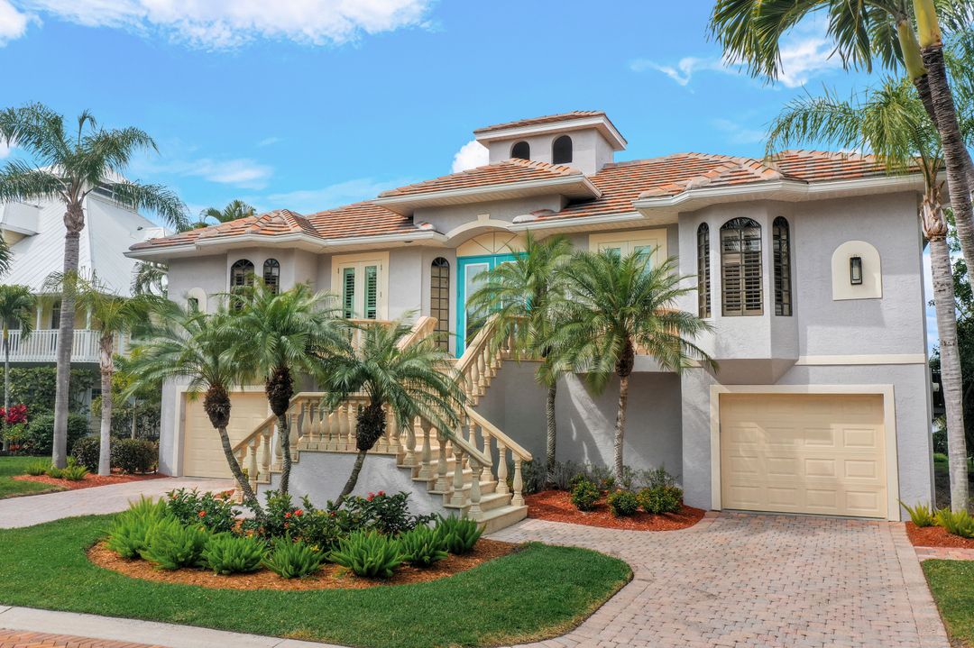 201 San Mateo Dr, Bonita Springs, FL 34134