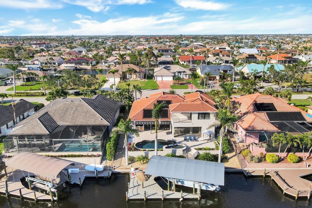 1512 El Dorado Pkwy W, Cape Coral, FL 33914