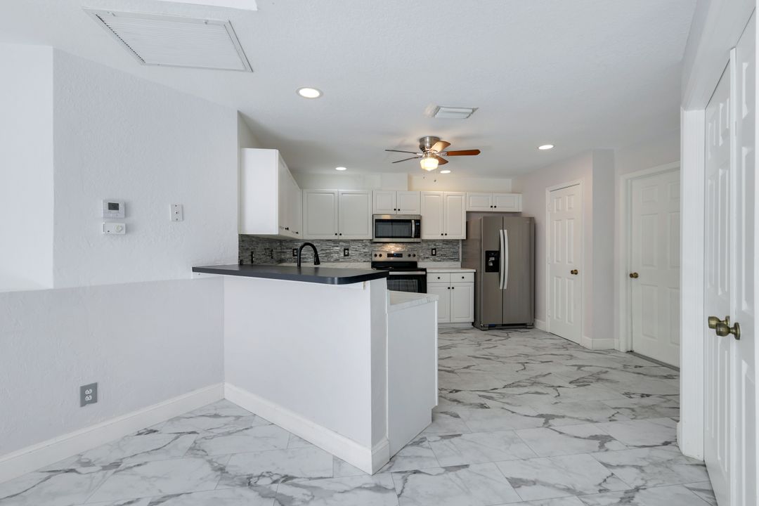 12329 Londonderry Ln, Bonita Springs, FL 34135