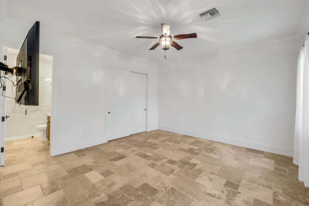 1400 Forrest Ct, Marco Island, FL 34145