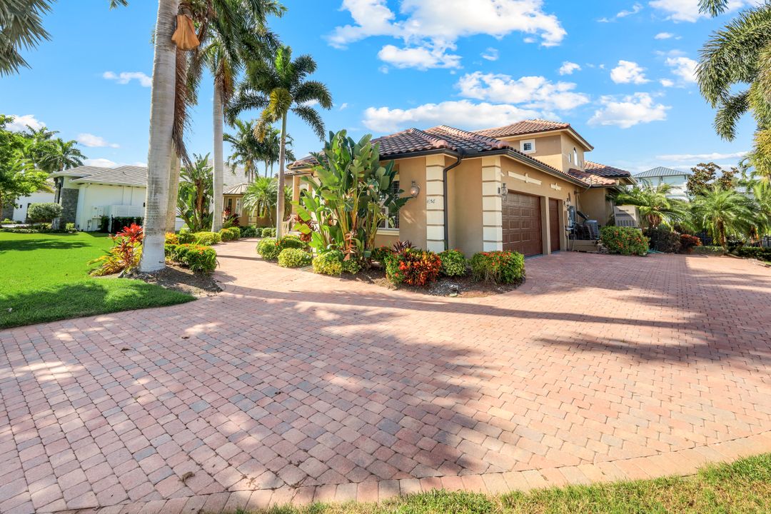 1658 McIlvaine Ct, Marco Island, FL 34145