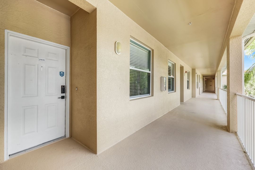 2720 Cypress Trace Cir #2935, Naples, FL 34119