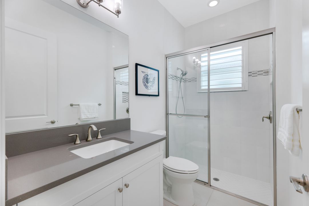 11698 Jasper Ct, Naples, FL 34120