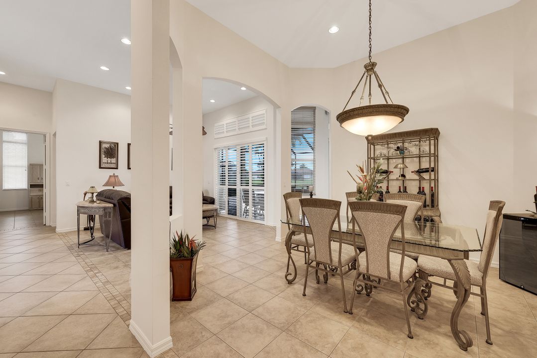 3201 Brookeview Ct, Naples, FL 34120