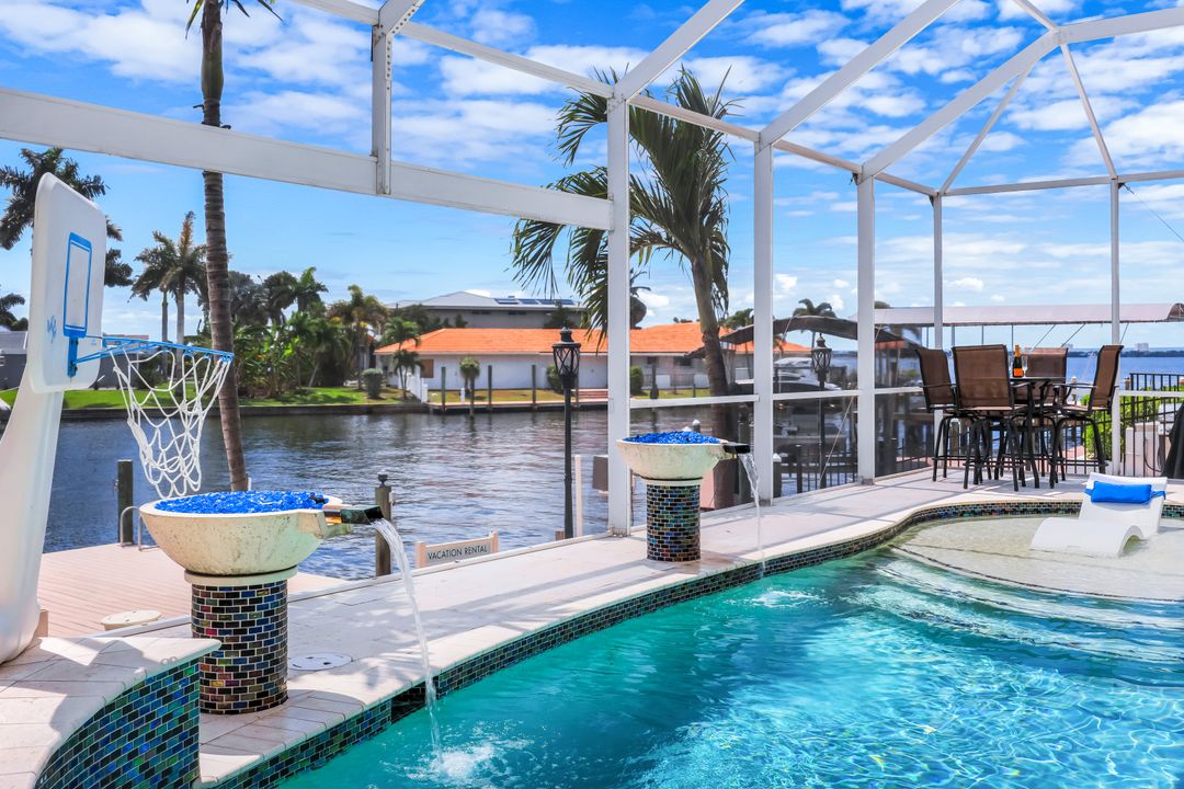 5929 SW 1st Ct, Cape Coral, FL 33914