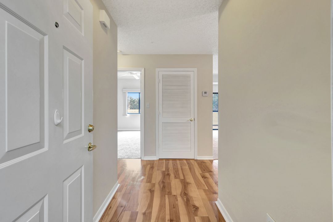 900 Arbor Lake Dr #207, Naples, FL 34110