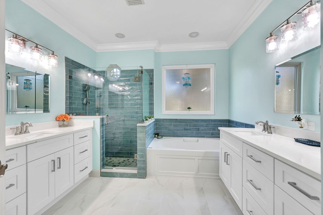 14912 Indigo Lakes Dr, Naples, FL 34119