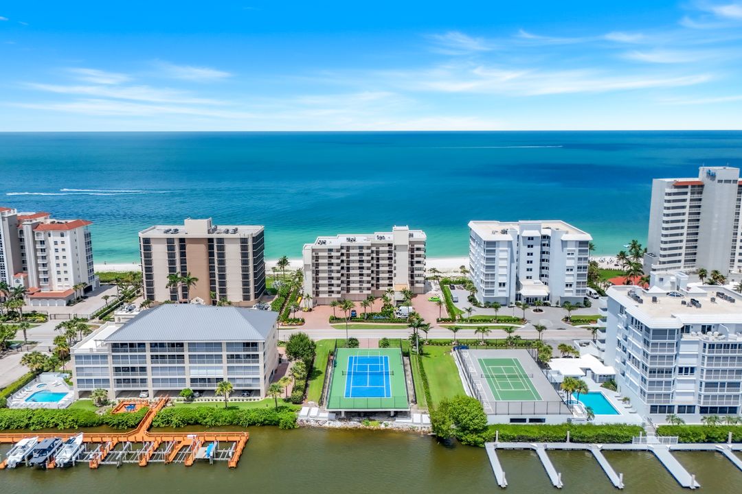9715 Gulf Shore Dr #702, Naples, FL 34108