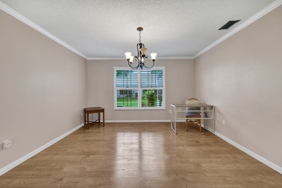 1214 Medinah Dr, Fort Myers, FL 33919