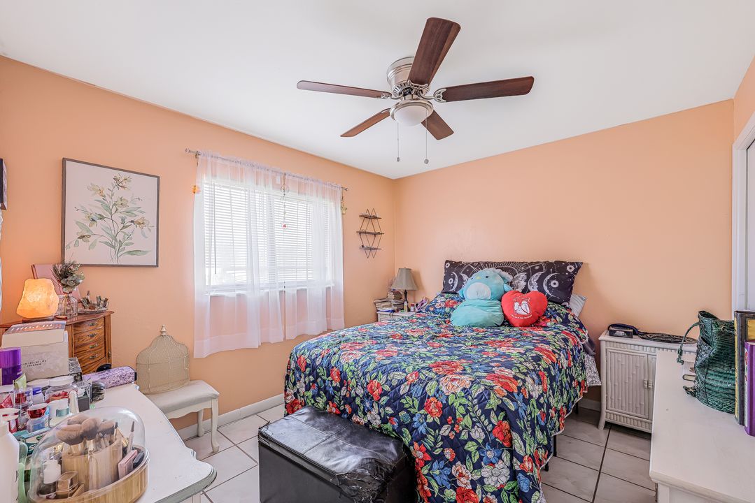 1507 SE 24th Ave, Cape Coral, FL 33990