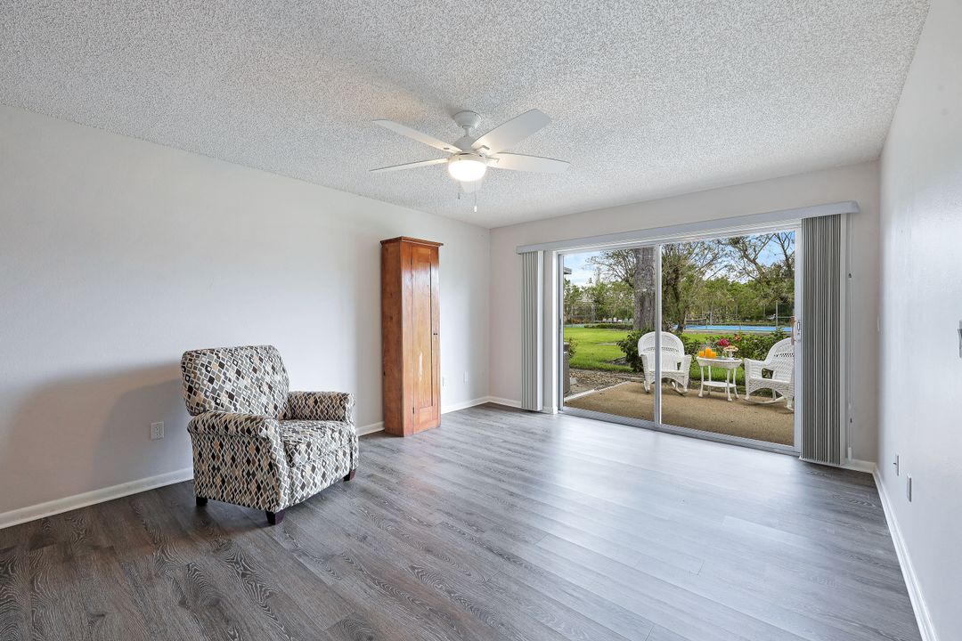 6825 Bogey Dr, Fort Myers, FL 33919