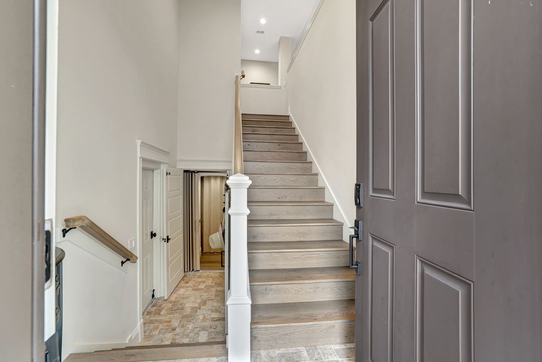 2540 Talon Ct #504, Naples, FL 34105