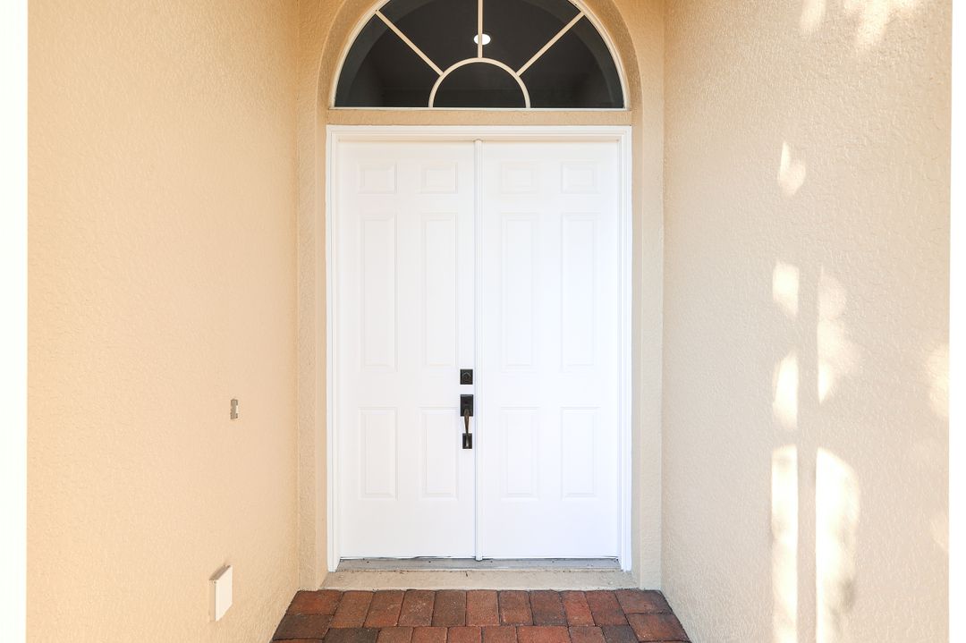 5652 Kensington Loop, Fort Myers, FL 33912