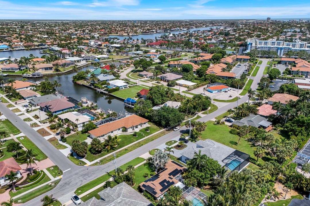 130 Greenbrier St, Marco Island, FL 34145