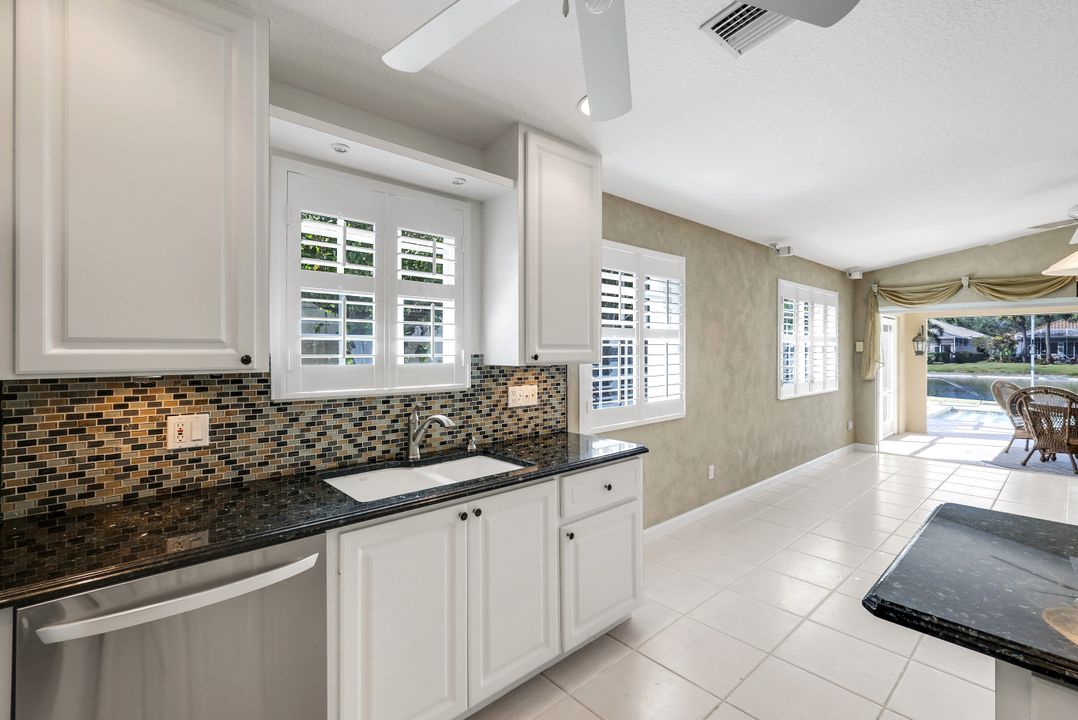 3025 Futuna Ln, Naples, FL 34119