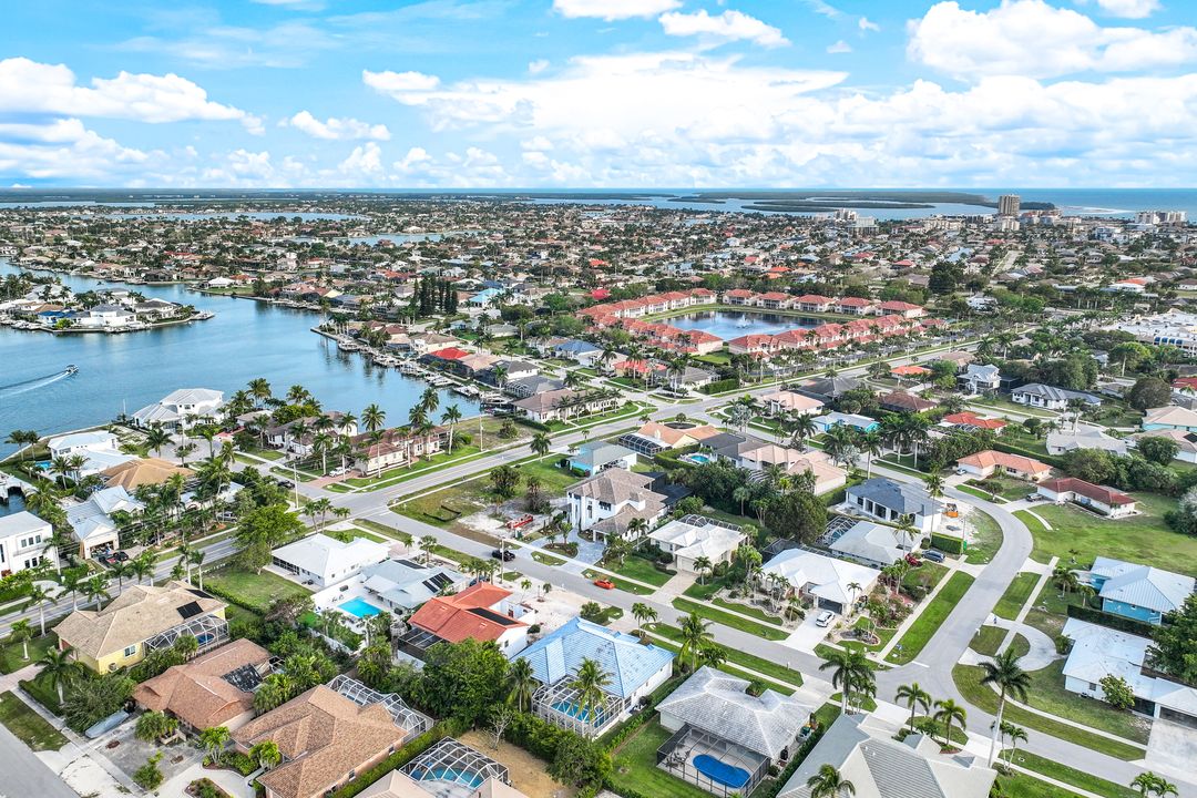948 Spruce Ave, Marco Island, FL 34145