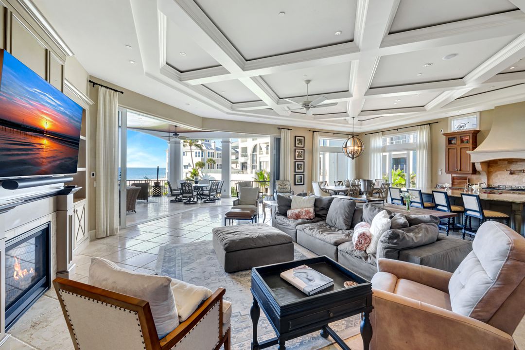 103 Guadeloupe Ln, Bonita Springs, FL 34134