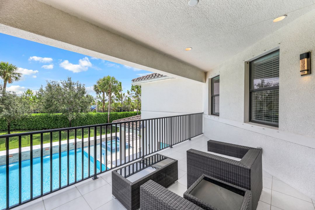 4138 Aspen Chase Dr, Naples, FL 34119