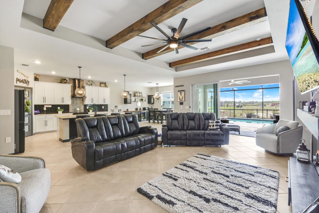 18821 Shimmer Dawn Ct, NO FORT MYERS, FL 33917