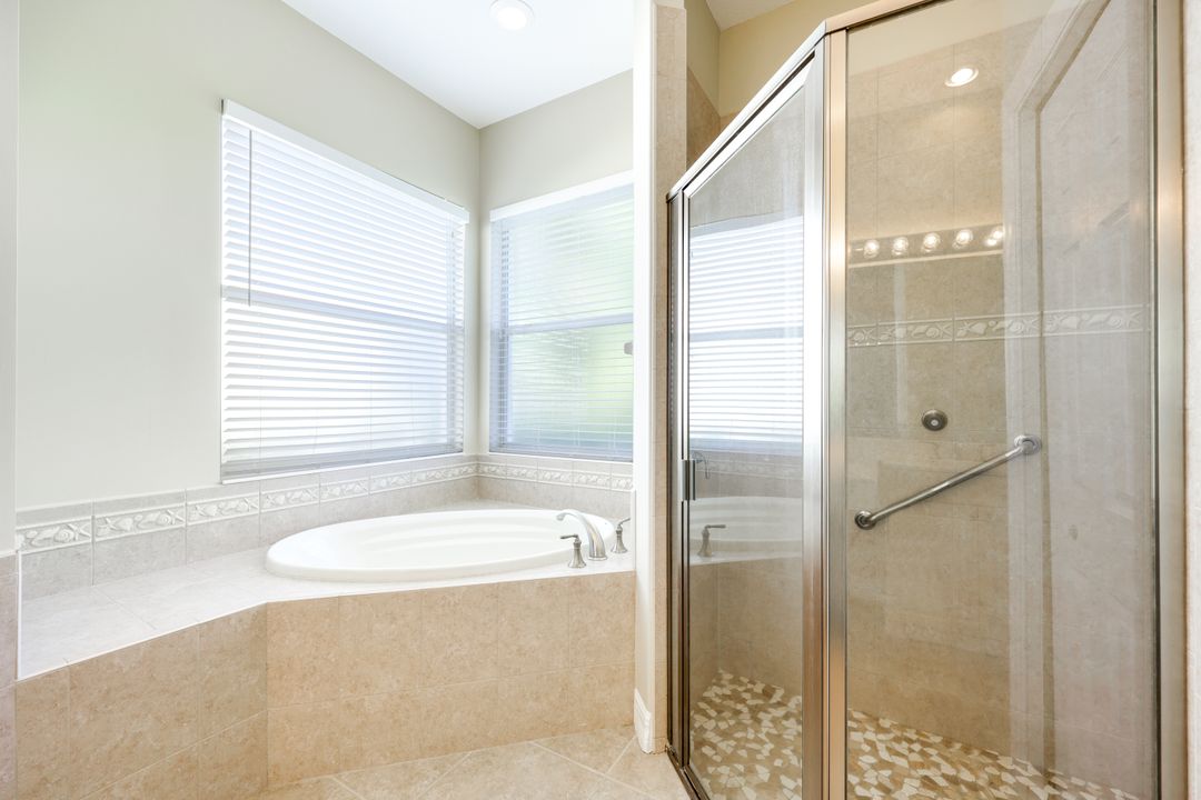 28251 L Burton Fletcher Ct, Bonita Springs, FL 34135