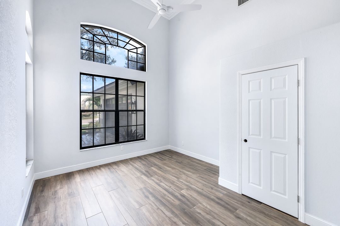 3440 Lakemont Dr, Bonita Springs, FL 34134