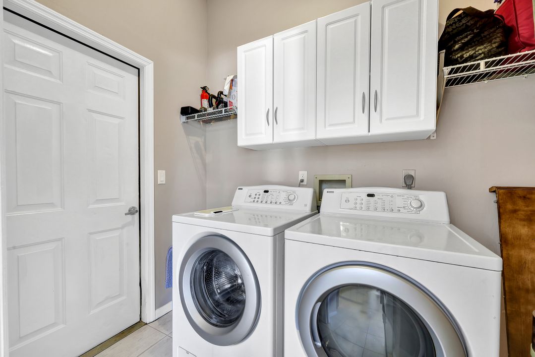 25740 Creekbend Dr, Bonita Springs, FL 34135