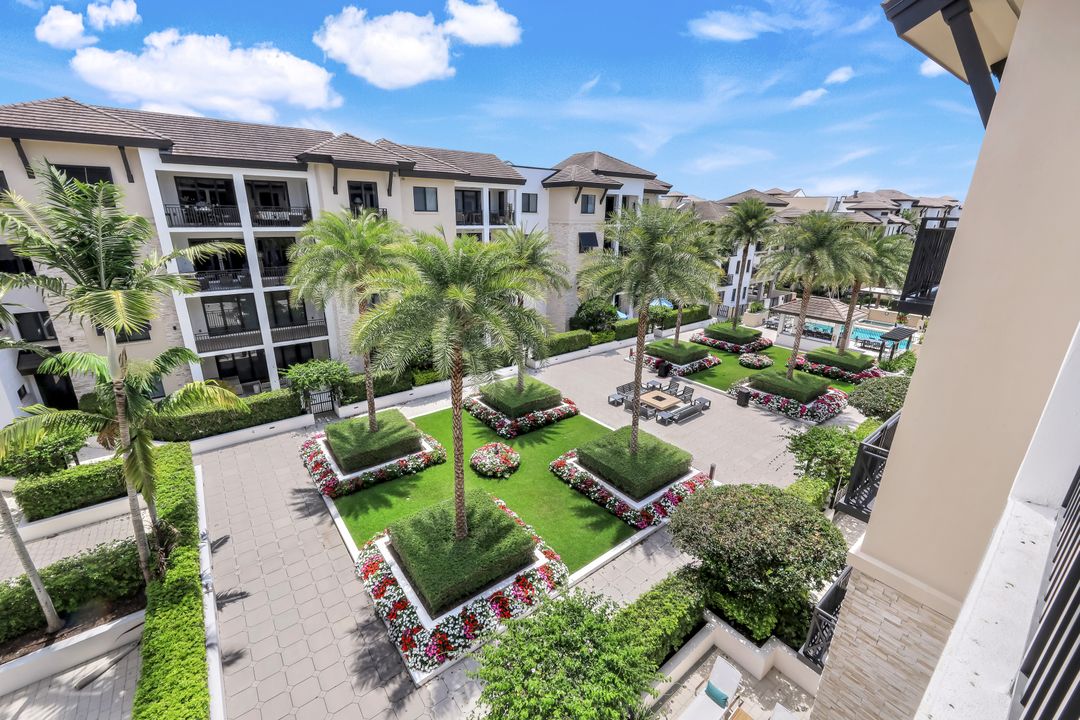 1035 3rd Ave S #508, Naples, FL 34102