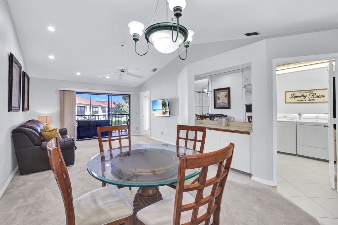 4987 Pepper Cir, Naples, FL 34113