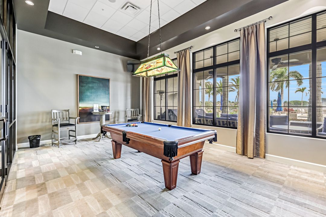 1603 Santiago Cir, Naples, FL 34113