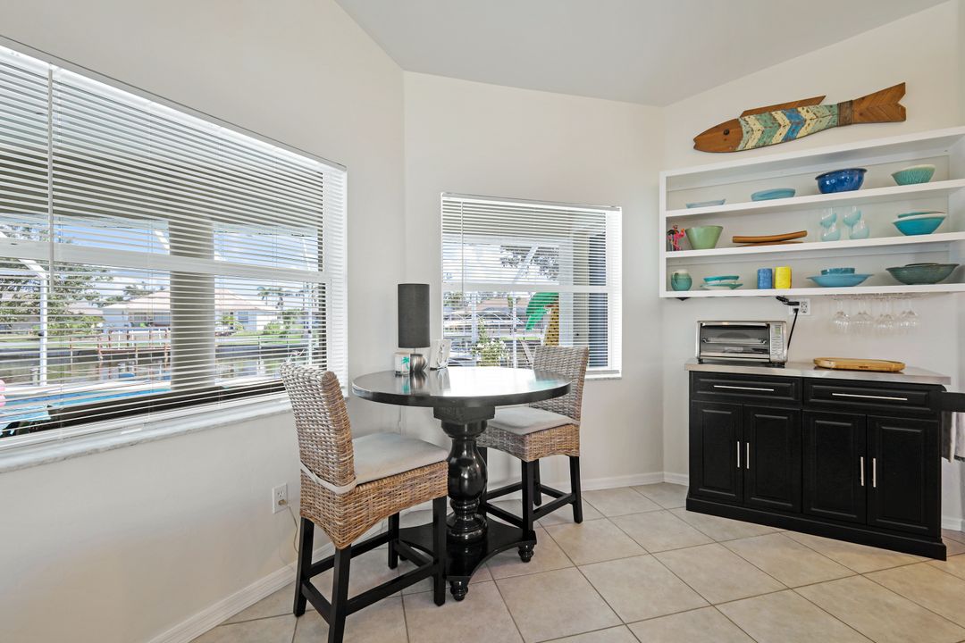 2125 Cape Coral Pkwy W, Cape Coral, FL 33914