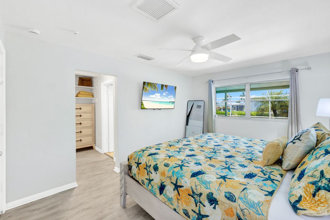 5330 Cobalt Ct, Cape Coral, FL 33904