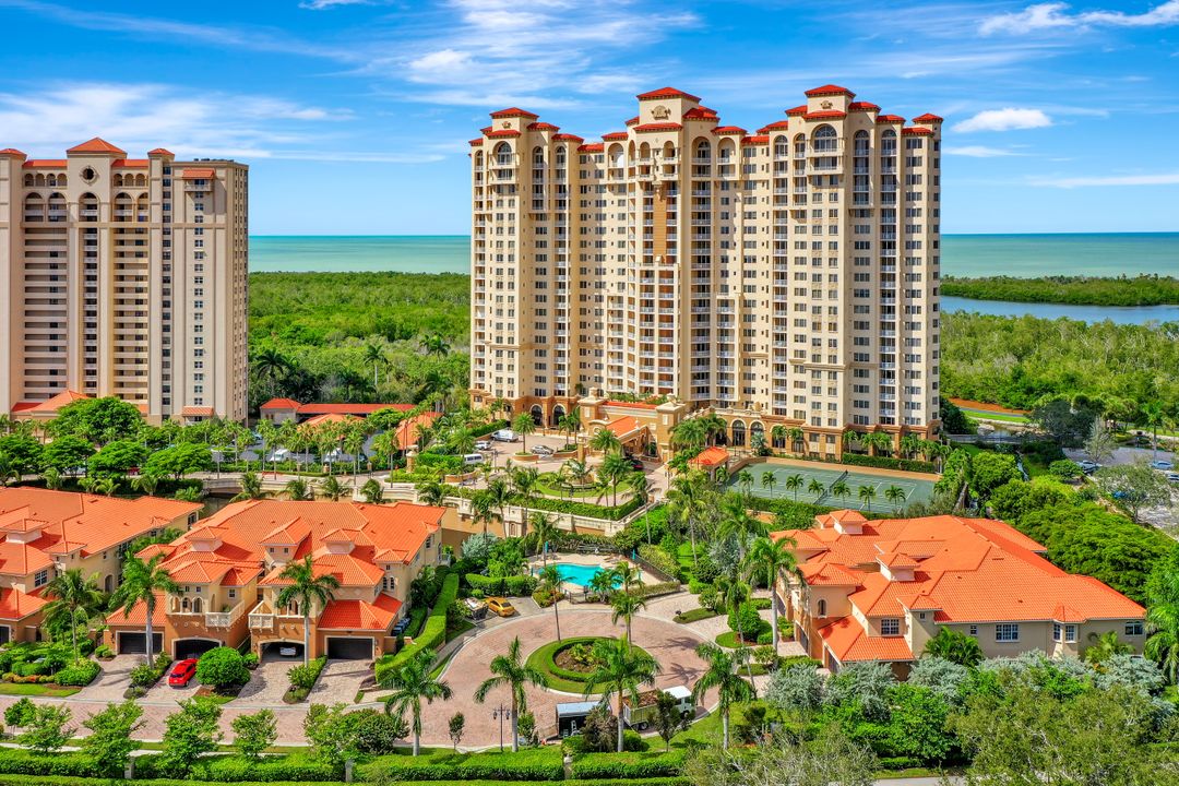 6501 Crown Colony Pl #102, Naples, FL 34108