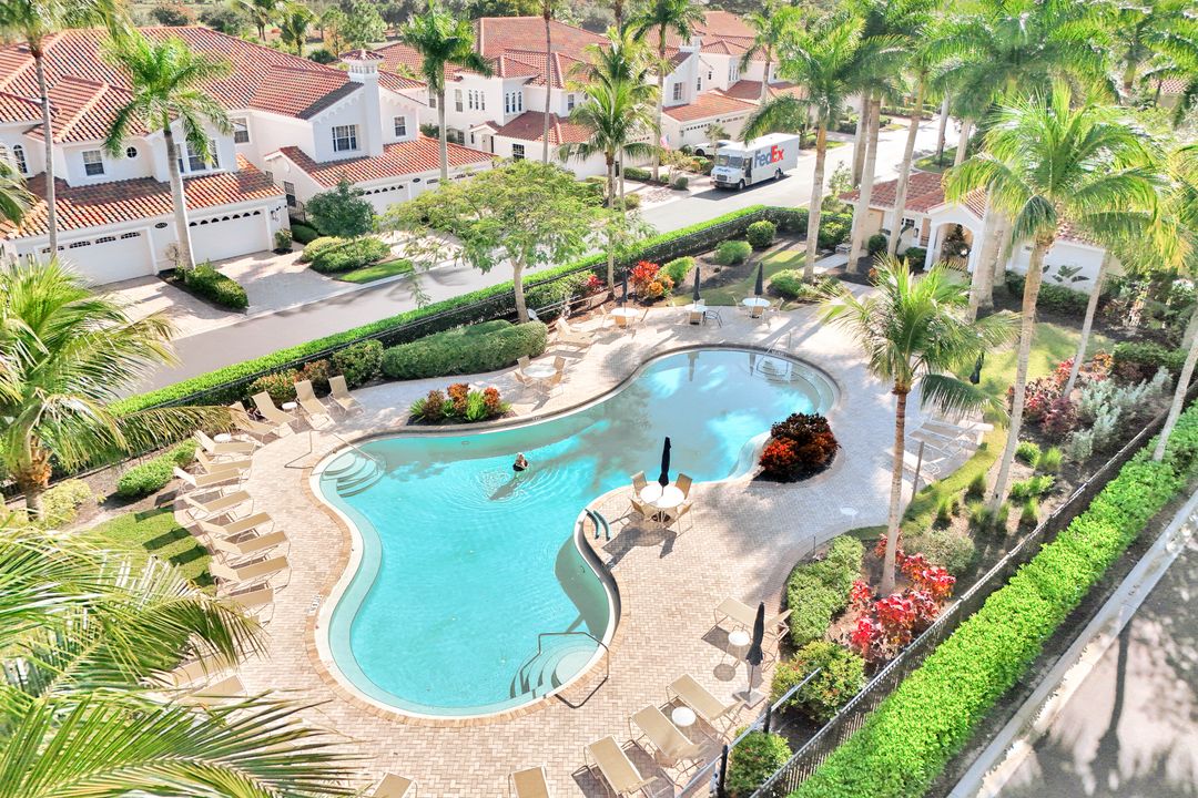 9002 Cascada Way #102, Naples, FL 34114