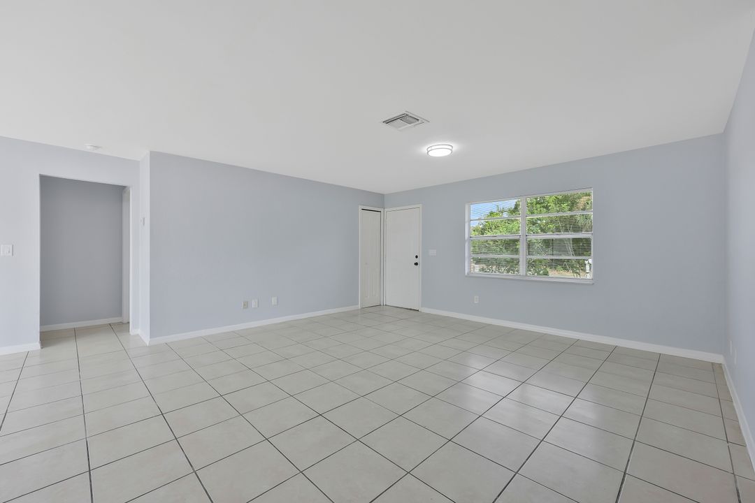 300 Anita Ave S, Lehigh Acres, FL 33976