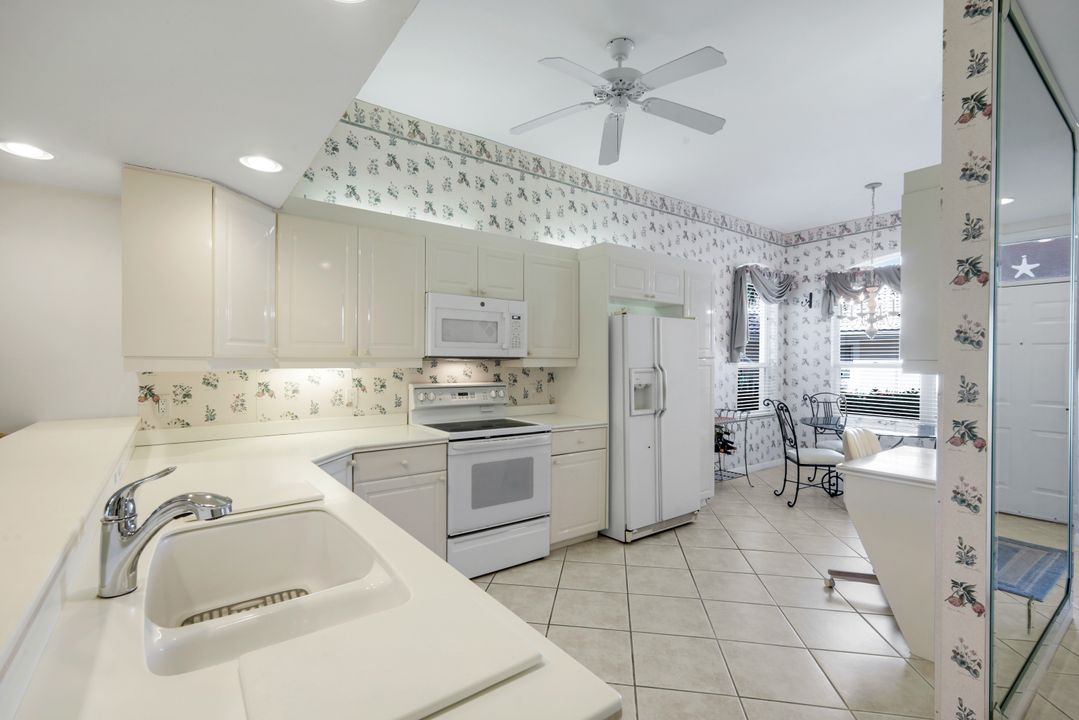 2036 Cascades Dr #7, Naples, FL 34112