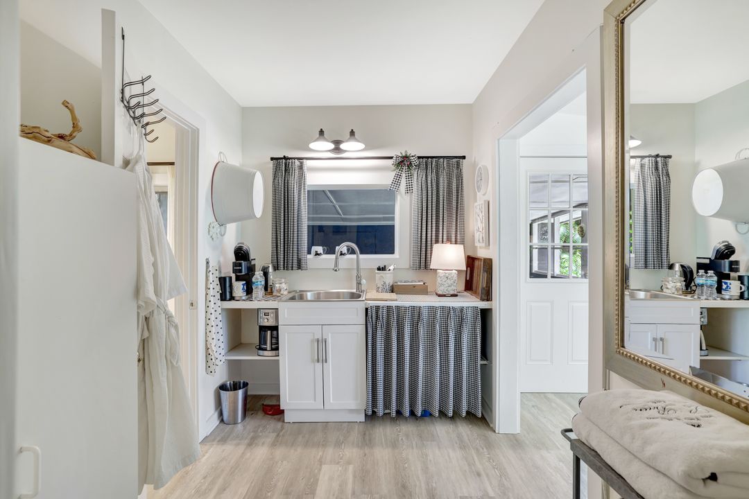 10810 Goodwin St, Bonita Springs, FL 34135