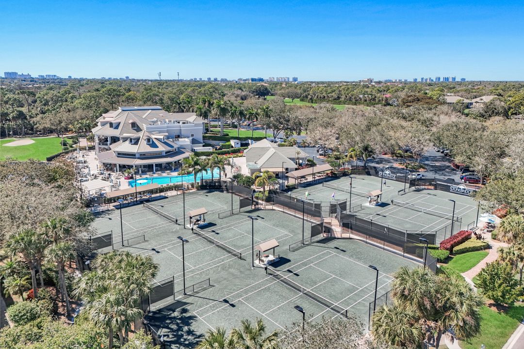 2385 Harmony Ln #204, Naples, FL 34109