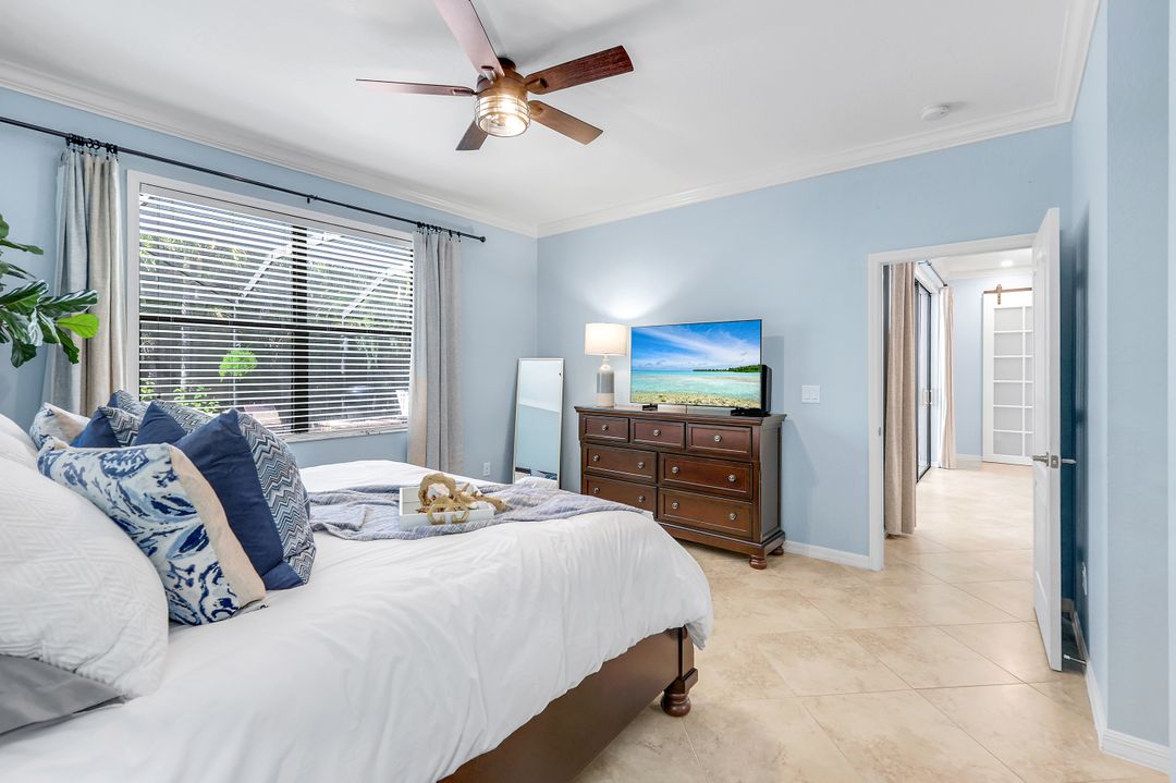 3783 Treasure Cove Cir, Naples, FL 34114