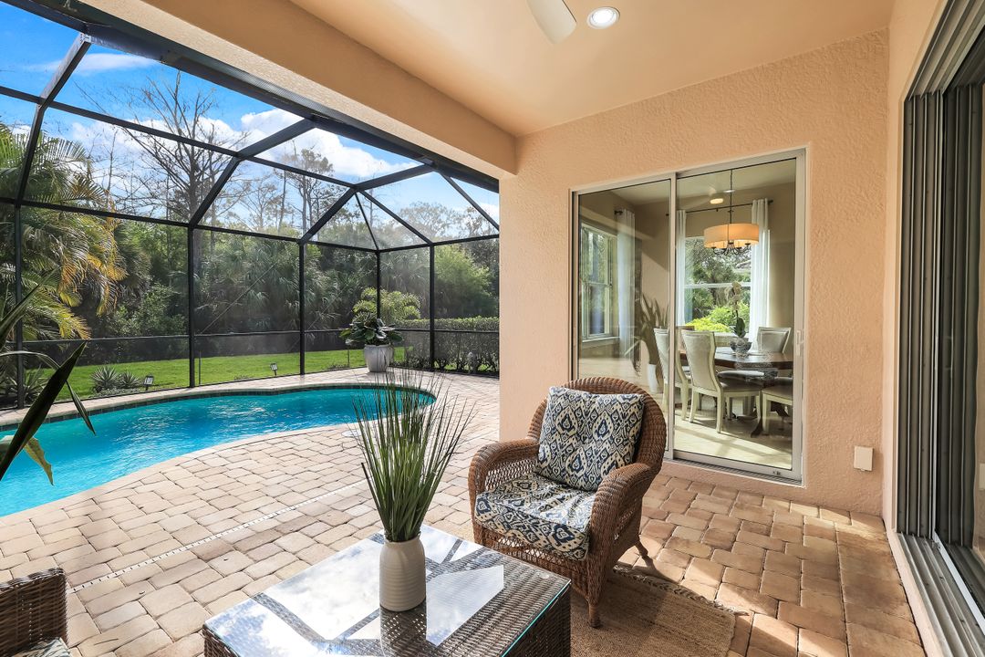 10542 Yorkstone Dr, Bonita Springs, FL 34135