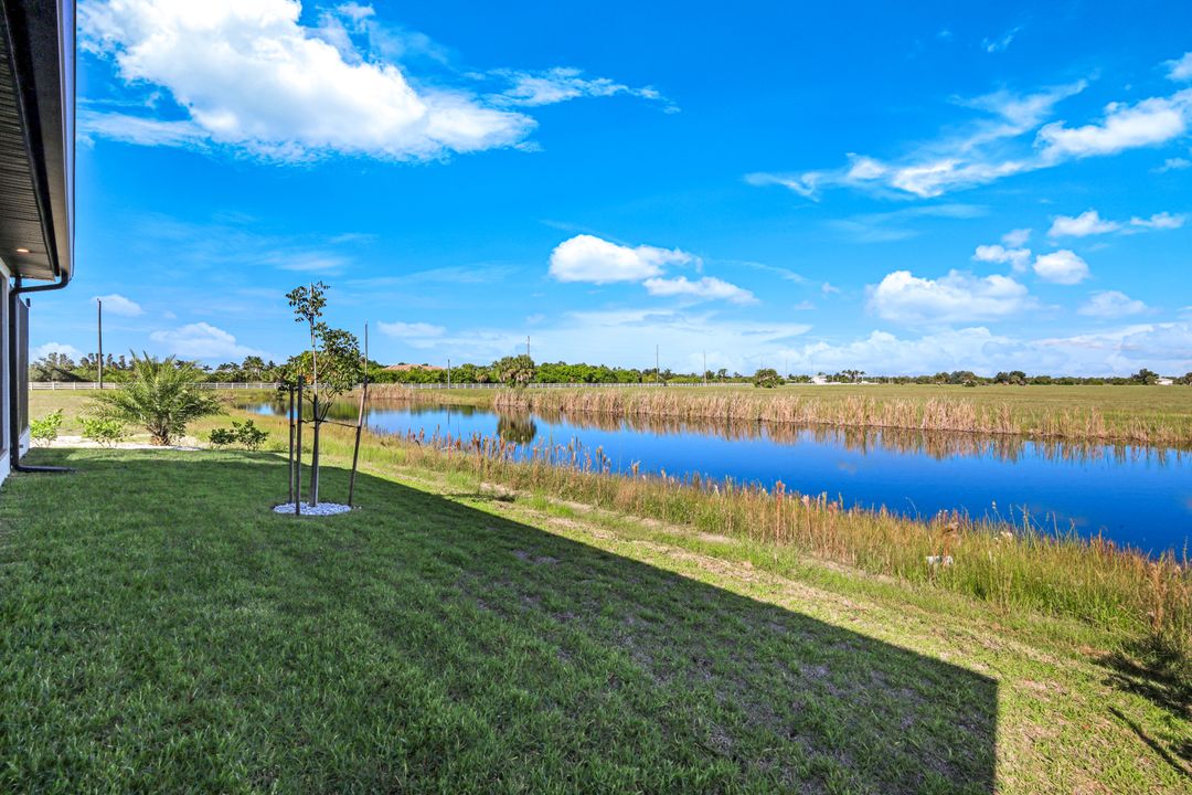 7 Sunflower Dr, Placida, FL 33946