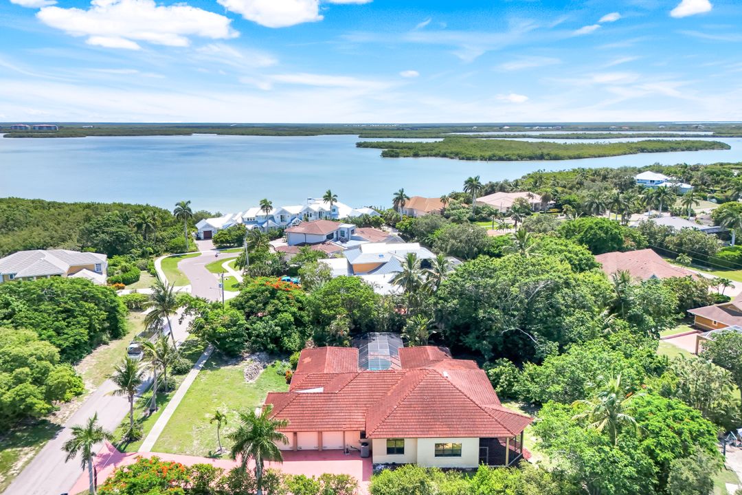 1841 Olds Ct, Marco Island, FL 34145