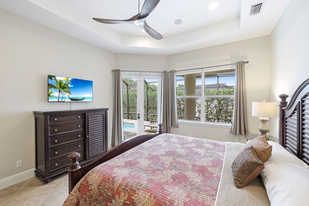 650 Amber Dr, Marco Island, FL 34145