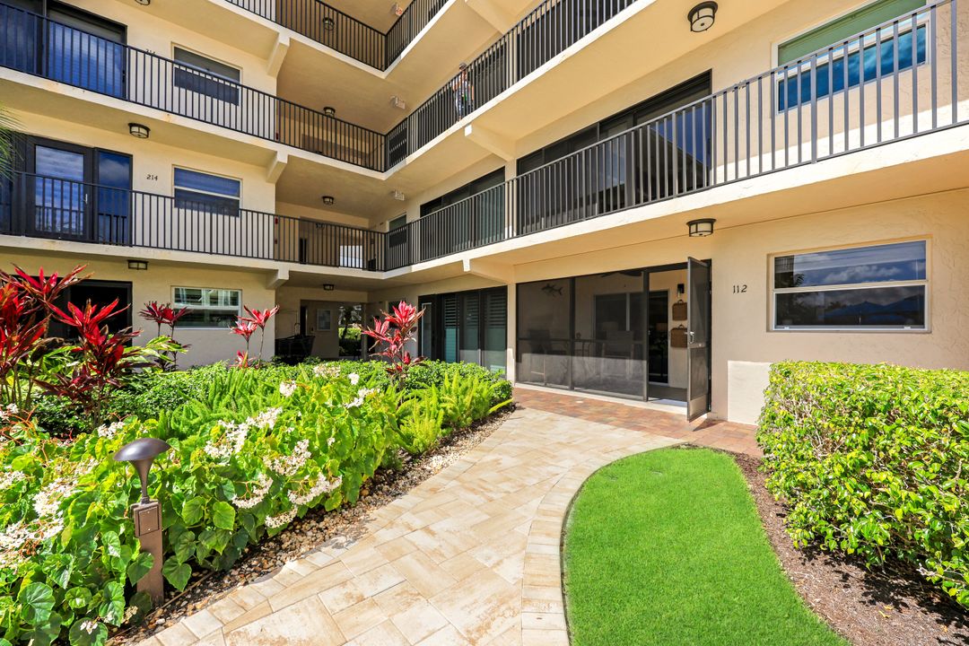 3200 Gulf Shore Blvd N #112, Naples, FL 34103