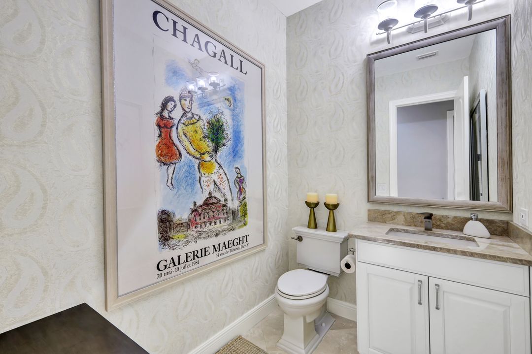 5746 Hammock Isles Dr, Naples, FL 34119