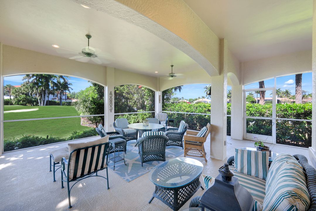 4959 Bollard Ct, Naples, FL 34112