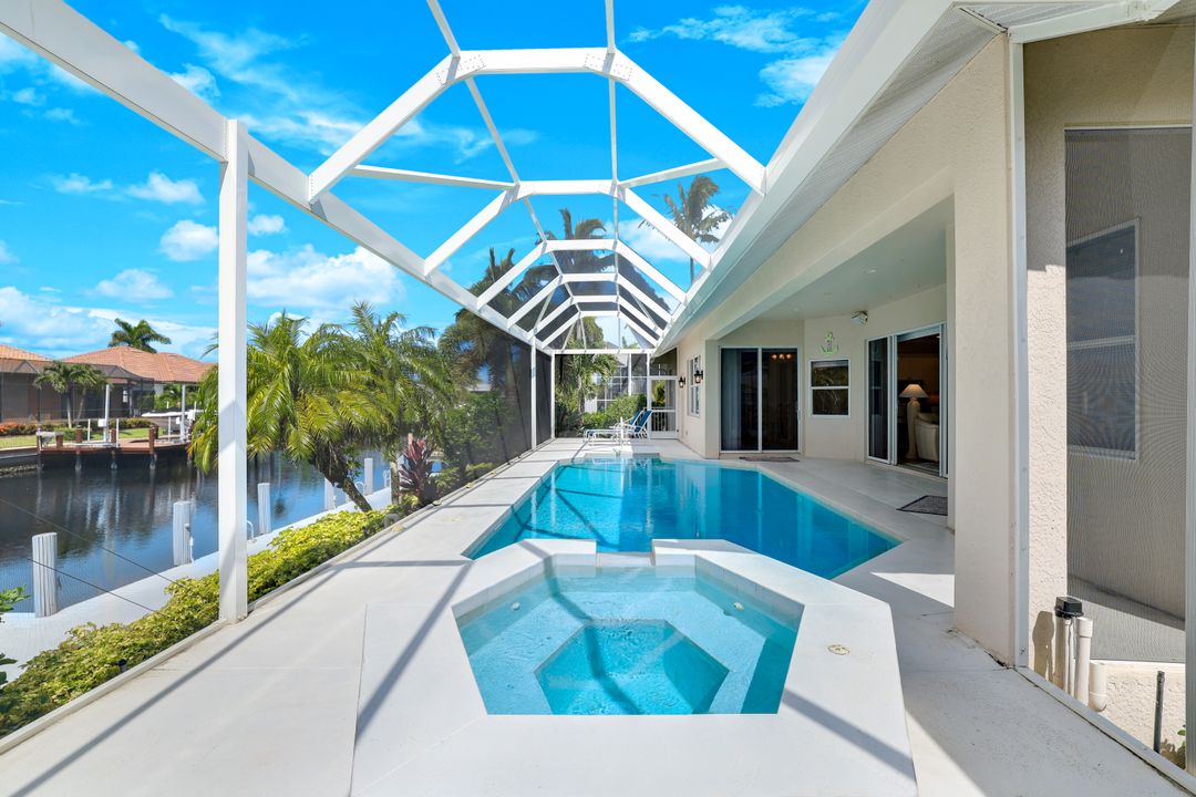 1557 Kingston Ct, Marco Island, FL 34145