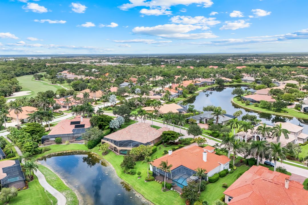 7511 Hogan Ct, Naples, FL 34113