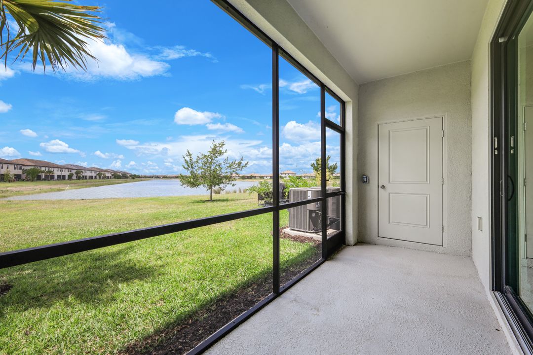 14159 Gardeners Wy, Fort Myers, FL 33913